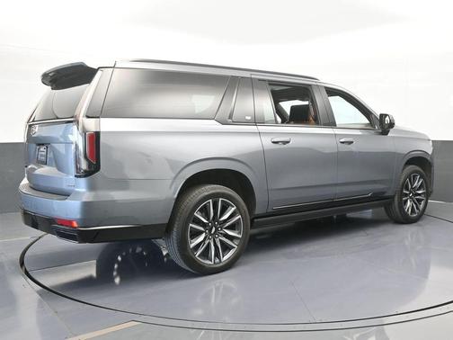2021 Cadillac Escalade ESV Sport