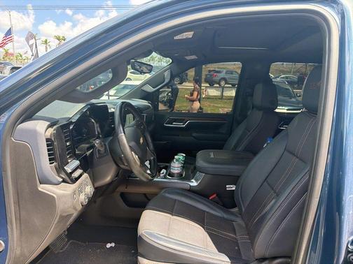 Lakeshore Blue Metallic 2025 Chevrolet Silverado 3500 High Country