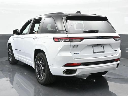 2024 Jeep Grand Cherokee 4xe Summit