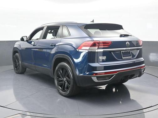 2022 Volkswagen Atlas Cross Sport 3.6L V6 SE w/Technology