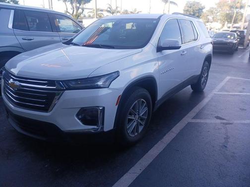 2023 Chevrolet Traverse LT Leather