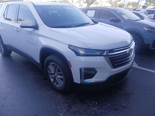 2023 Chevrolet Traverse LT Leather