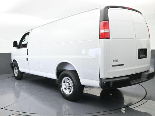 2025 Chevrolet Express 2500 Work Van