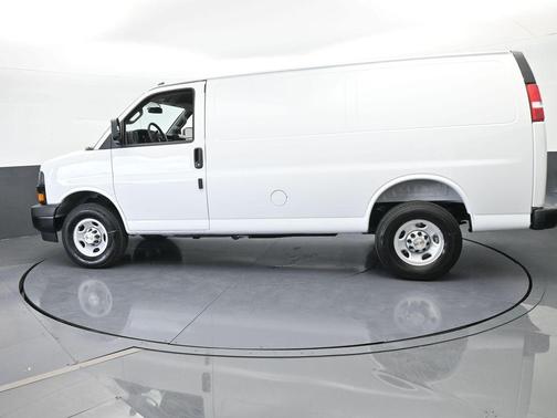 2025 Chevrolet Express 2500 Work Van