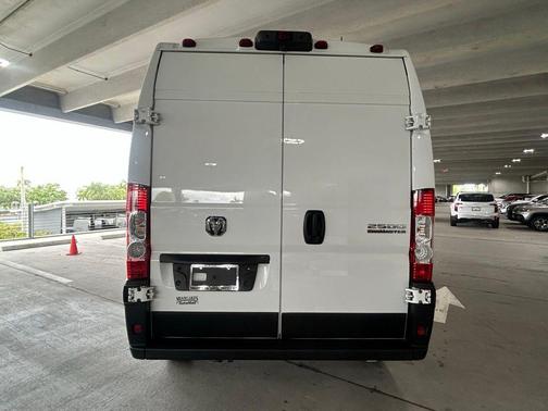 Bright White Clearcoat 2023 RAM ProMaster 2500 High Roof