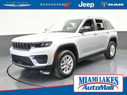 Silver Zynith 2026 Jeep Grand Cherokee Laredo X