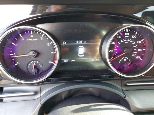 2022 Kia Carnival SX