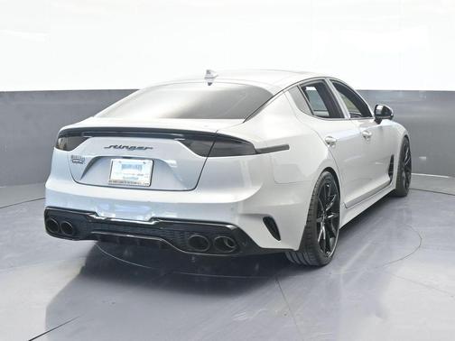 2023 Kia Stinger GT2