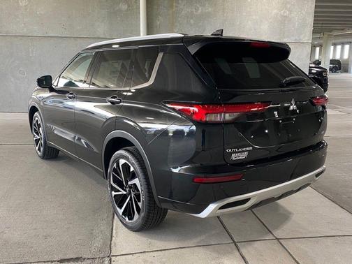 2024 Mitsubishi Outlander SEL
