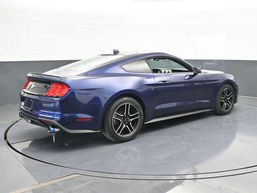 2020 Ford Mustang EcoBoost