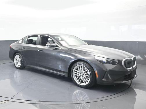 2024 BMW 530 i xDrive