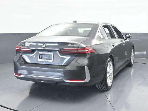 2024 BMW 530 i xDrive