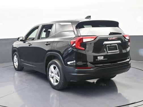 Ebony Twilight Metallic 2023 GMC Terrain SLE