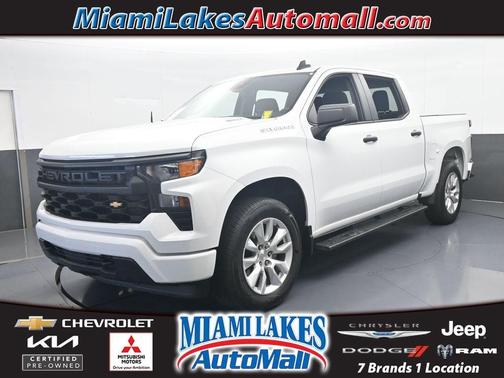 Summit White 2025 Chevrolet Silverado 1500 Custom