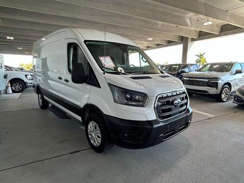 2024 Ford E-Transit Base