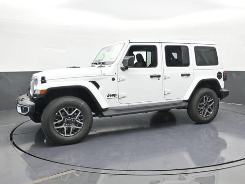 2025 Jeep Wrangler Sahara