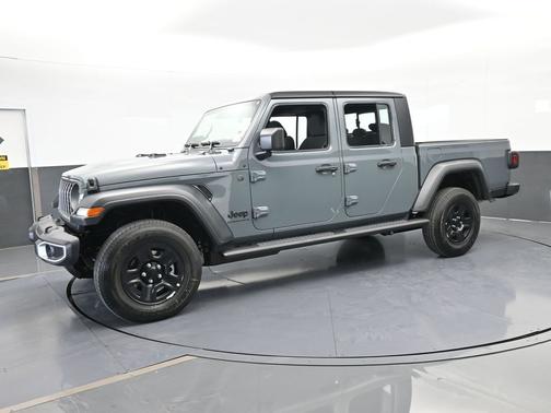 Anvil Clearcoat 2026 Jeep Gladiator Sport