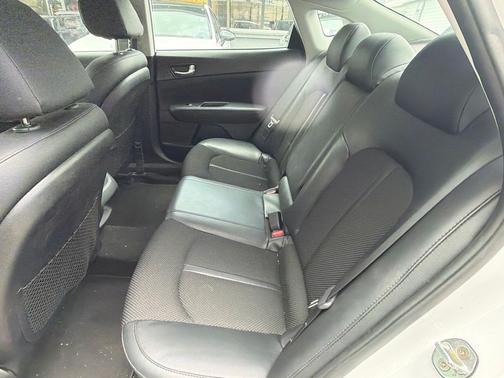 Snow White Pearl 2019 Kia Optima S
