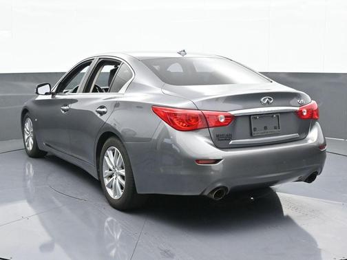 2015 INFINITI Q50 Premium