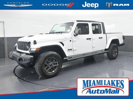 2026 Jeep Gladiator Sport