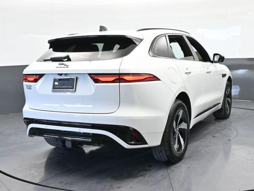 2024 Jaguar F-PACE P250 R-Dynamic S