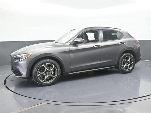 2023 Alfa Romeo Stelvio Sprint