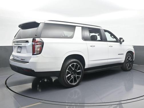 2021 Chevrolet Suburban RST