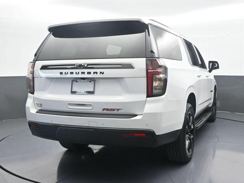 2021 Chevrolet Suburban RST