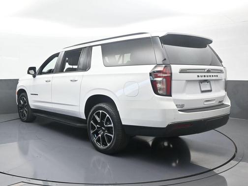2021 Chevrolet Suburban RST