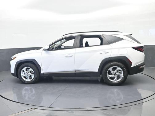 White Pearl 2024 Hyundai TUCSON SEL