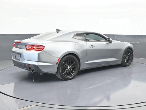 2023 Chevrolet Camaro 1LS