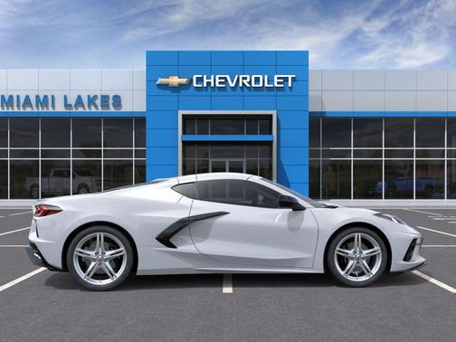 Arctic White 2026 Chevrolet Corvette Stingray w/1LT