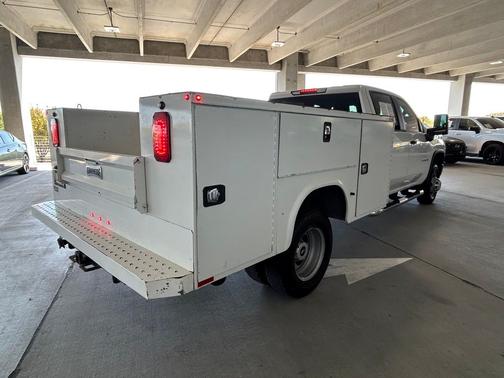 Summit White 2023 Chevrolet Silverado 3500 Work Truck