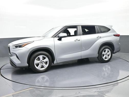 2023 Toyota Highlander Hybrid LE
