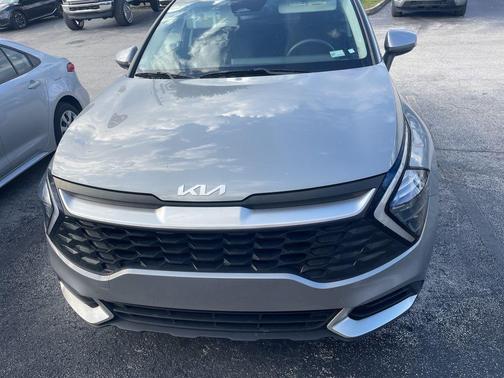 2023 Kia Sportage LX