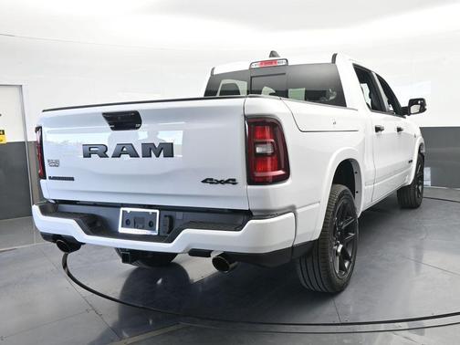 Bright White Clearcoat 2026 RAM 1500 Laramie