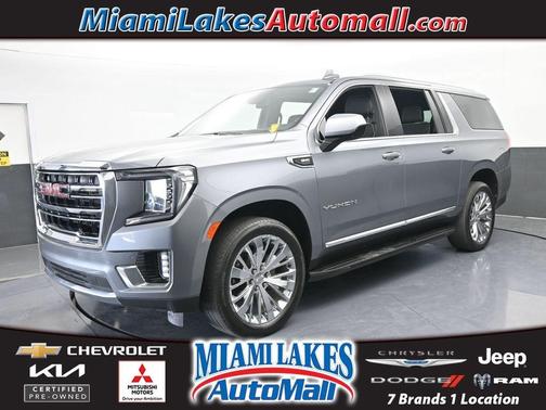 2022 GMC Yukon XL SLT