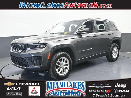 Metallic 2025 Jeep Grand Cherokee Laredo X
