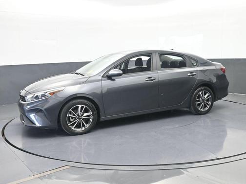 Gravity Gray 2023 Kia Forte LXS