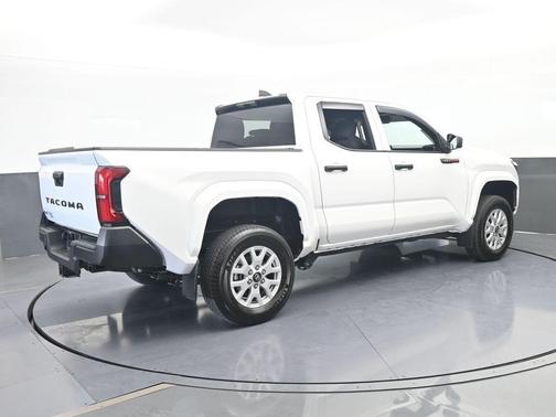 Ice 2024 Toyota Tacoma SR