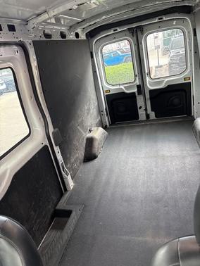 2022 Ford E-Transit Base