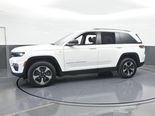 2022 Jeep Grand Cherokee 4xe Base