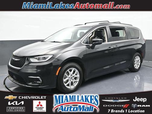 2022 Chrysler Pacifica Touring-L