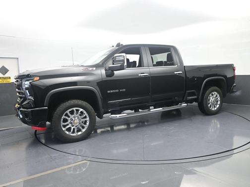 Black 2025 Chevrolet Silverado 2500 LT