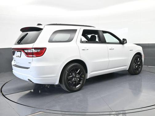 2026 Dodge Durango GT HEMI V8