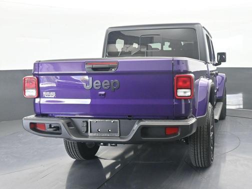 REIGN 2026 Jeep Gladiator Sport