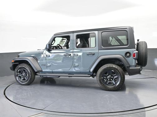 Anvil Clearcoat 2026 Jeep Wrangler Sport