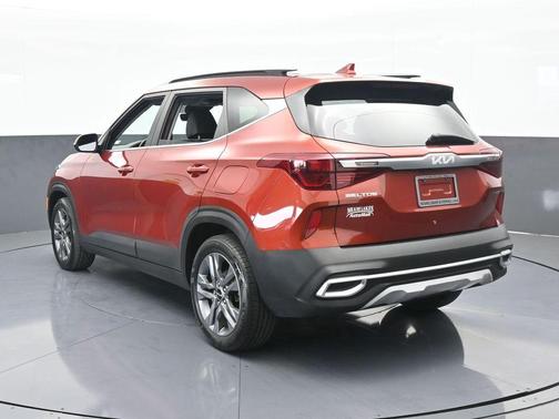 2023 Kia Seltos S