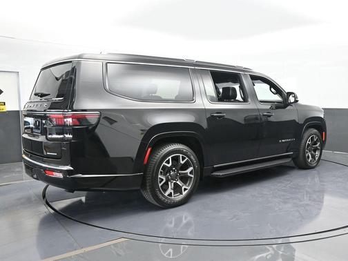 2024 Jeep Wagoneer L Series III