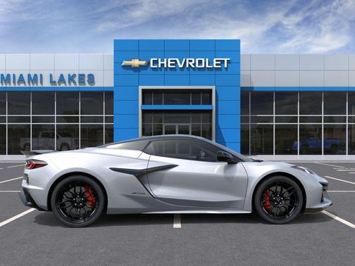 Blade Silver Metallic 2026 Chevrolet Corvette Z06